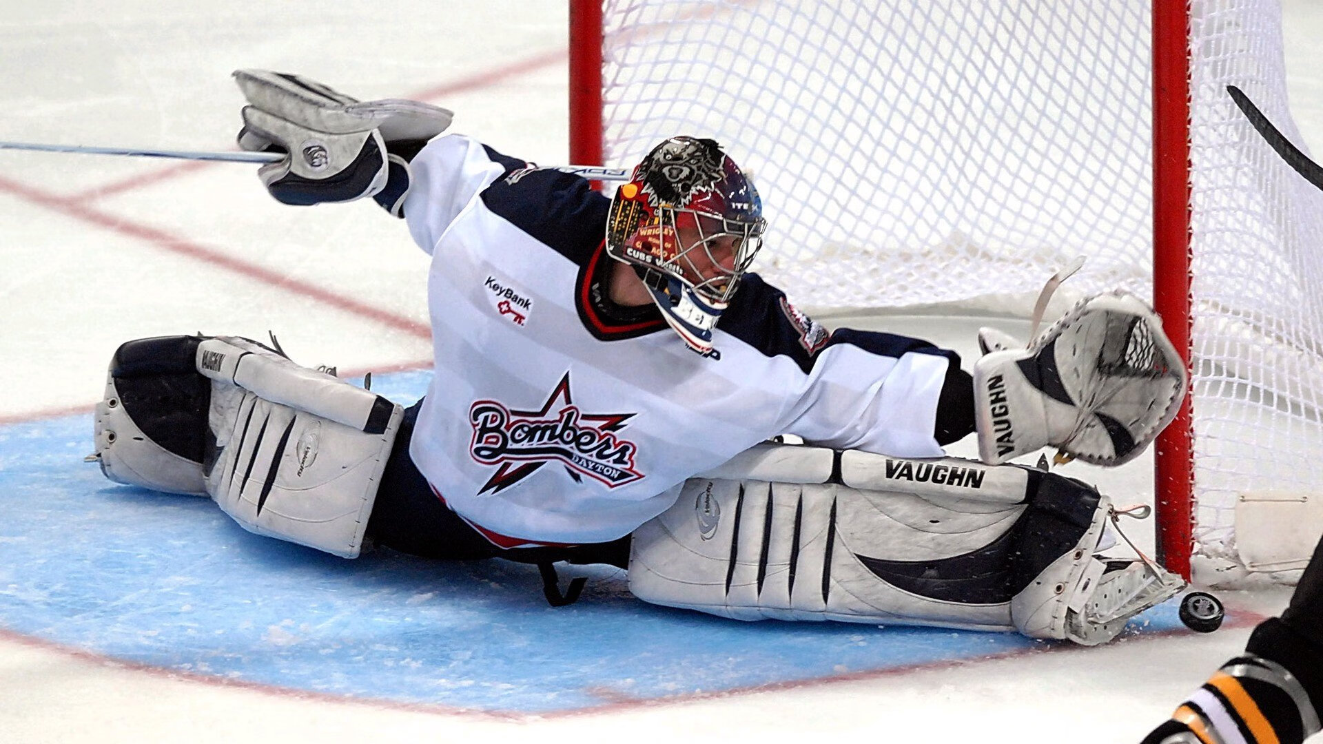 九游娱乐登录-《堡垒之夜》“未来光影”季节盛典，创意极致！